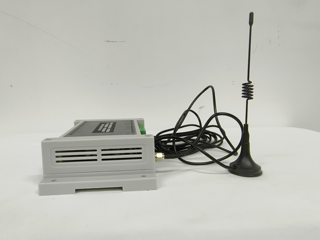 高山水池、山上水塔水位超遠(yuǎn)距離無線傳輸及水泵自動控制系統(tǒng)